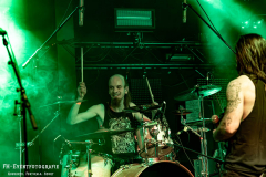 020426_OSN_04_Repelled_021