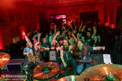 020426_OSN_04_Repelled_068