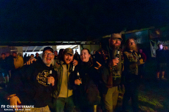 030525_HOT_04_MEANS_TO_COLLAPSE_045