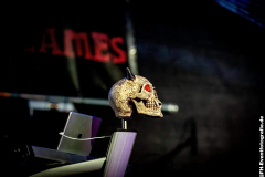 090923_Wb_R_02_Frozen_Flames_033