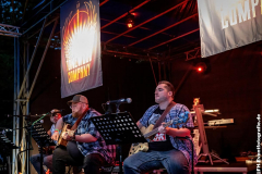 090923_Wb_R_01_Tonewood_Comp_004