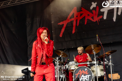 100524_RIR_03_April_Art_026