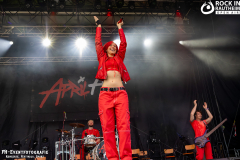 100524_RIR_03_April_Art_031