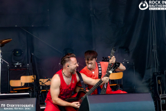 100524_RIR_03_April_Art_041