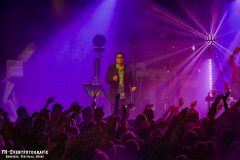 141224_SB_02_She_Hates_Emotions_031